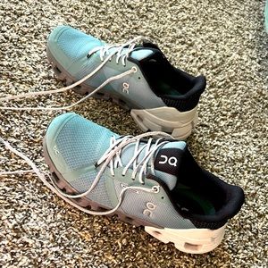 On Cloud Running Waterproof Shoes
